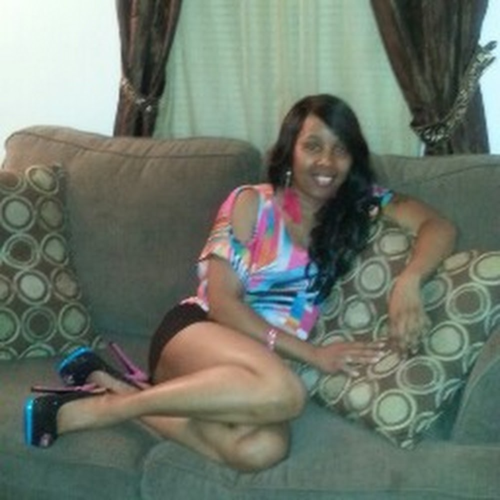 Meet your Posher, Felicia